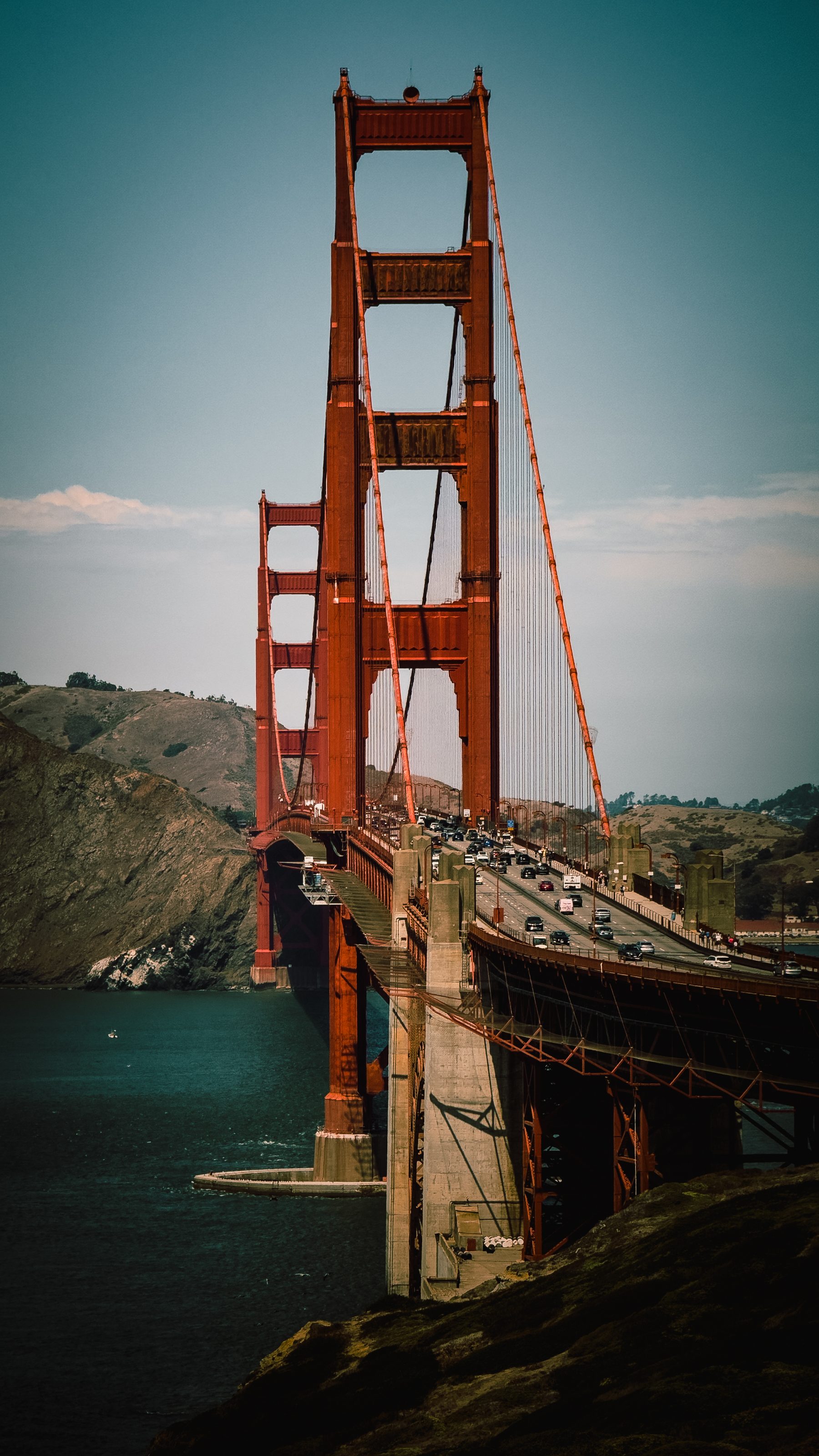 Golden Gate Bridge at dusk